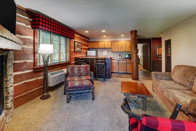 Image de Premier Suite w/ Living Area & Fireplace! Stoney Creek Johnston, Pool