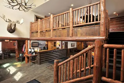 Image de Johnston’s Rustic Refuge: Hot Breakfast w/ Homestyle Comfort | 3 Units