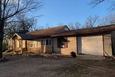 Image de House For Rent For Solar Eclipse In Midway, Arkansas