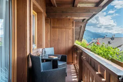 Image de Appartement \"Panoramablick\" avec vue sur les montagnes, jardin partagé et Wi-Fi