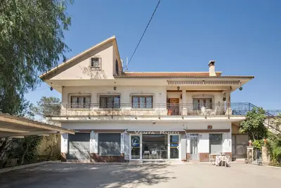 Image de Maison de vacances 'Casa Venta Ruizo' avec vue sur les montagnes, Wi-Fi et climatisation