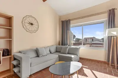 Image de Appartement de vacances \"Domaine De La Gaillarde\" avec piscine partagée, terrasse privée et Wi-Fi