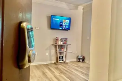 Image de Near Braves Stadium Free Pkng\n