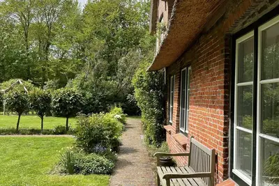 Image de Gr. Ferienwohnung für 6 Personen im Landhaus bei Tönning