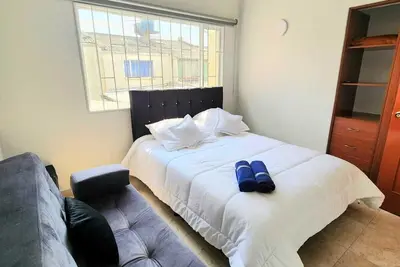 Image de Large and Spacious House Near the Airport: Spa with Sauna and Jacuzzi