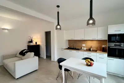 Image de Appartement neuf climatisé dans maison +jardin au calme à 500m des plages d'Agay