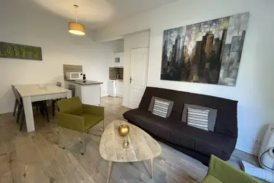 Image de Coeur De Nice 2 Pieces Calme Parking PRIVÉ