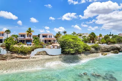 Image de Beach Villa Piet Hein With Direct Acces To The Sea With Breathtaking Vieuw\n\n\n\n\n