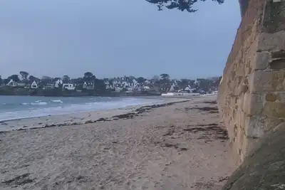 Image de Ty Tad, maison de 4 chambres, dans une impasse avec jardin, à 200 m de la plage
