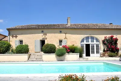 Image de Idyllic Villa in Rural Sw France with Pool & Views