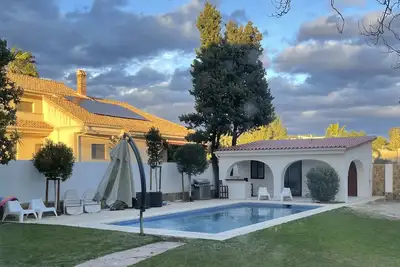 Image de Spanish Villa With Guest Room & Pool House