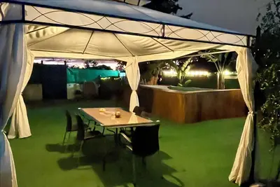 Image de Minicasa con Piscina en Sevilla