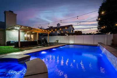 Beautiful 3 bed/2bath home with salt water pool! ! !