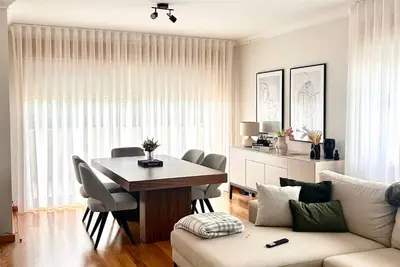 Image de Elegant & Luminous 2bedroom Apartment Near the Beach