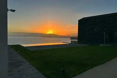 Casa João de Oliveira, Condomínio Privado com Piscina Infinita e Vista mar