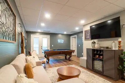 Image de Stay 3 nights Get 4th Night Free thru Dec 2024-Hot Tub & Pool Table