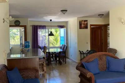 Image de Two bedrom apartment with private beach