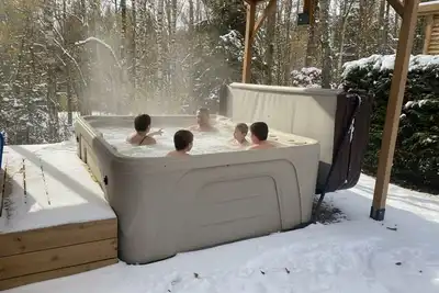 Image de Hy•Lødge Spa n°4 - 6 personnes : Chalet avec Jacuzzi Privatif pour un Séjour Familial Inoubliable