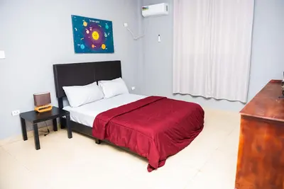 Image de Standard Queen Room at Tris Estates Hotel & Suites