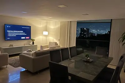 Image de Apartamento Moderno con Piscina y Espectacular Vista en Todo el Barrio Poblado
