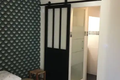 Image de Appartement Rdc avec cour commune Ă 5 minutes de la gare