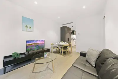 Image de A Cozy & Lovely 2br Apt Near Melbourne Central
