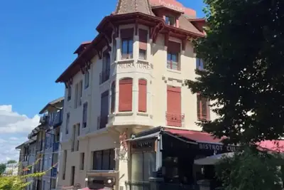 Image de Au coeur d'Evian, situé à 2 min à pied de l'embarcadère.