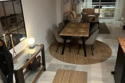 Image de Centralt i Marbella. Nyrenoverad. 5 min Promenad Till Stranden och Gamla Stan