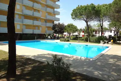 Image de Appartement confortable avec piscine