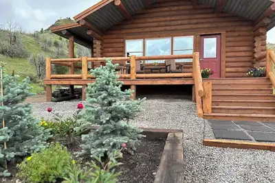 Image de Bigger Bear Cabin by Madison River in Southwest Mt sleeps 6