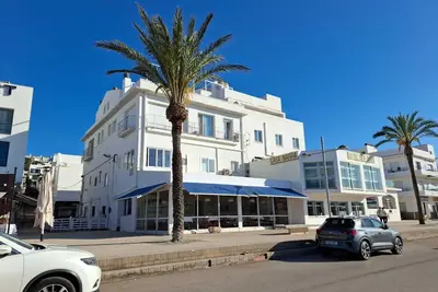 Image de Appartement Spacieux Et Confortable, Sur La Promenade Maritime, Face Au Port