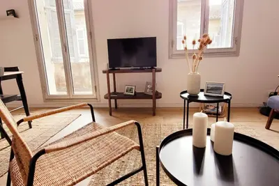 Image de Bel appt avec balcon  dans le centre