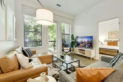 Image de Austin Style Getaway | Pool Gym Rooftop | Best Loc