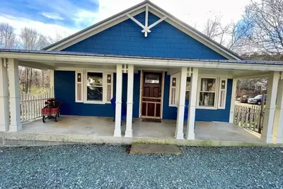 Image de Rustic Farmhouse Near Jordan Dam
