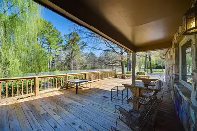 Image de Quiet Guntersville Cottage Near Lake: Boat Parking