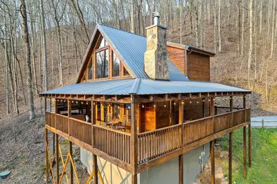Image de Privacy! Hot Tub! Views! 15 Min to Pigeon Forge/Gatlinburg/Great Smoky Mountains