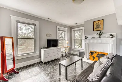 Image de Norfolk Apartment: 1 Mi to Ocean View Beach Park!