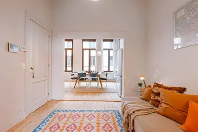 Image de Huswell - Charming mansion in vibrant Antwerp