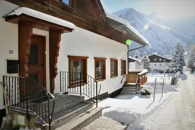 Image de Appartement \"Haus Berwang Bauernhaus\" avec vue sur les montagnes, terrasse privée et Wi-Fi