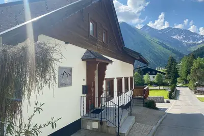 Image de Appartement 'Haus Berwang - Alpin' avec vue sur les montagnes, terrasse privée et Wi-Fi