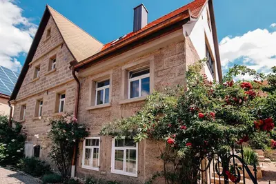 Image de *Cour d'Evening Shine*