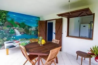 Image de Gite Colibris, piscine, grande terrasse, 2 Chambres