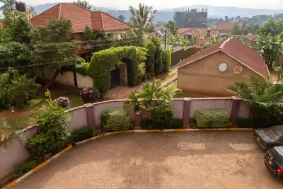 Ewaffe@Akua/Baru Clean 2bdrm Apt