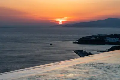 Image de Villa 280 sqm, with a private pool, big terrace and an amazing view