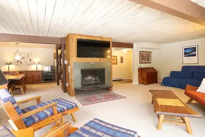 Image de Ski Condo next door to Loon Mountain Resort with Mountain Views! ! (Bw3l)