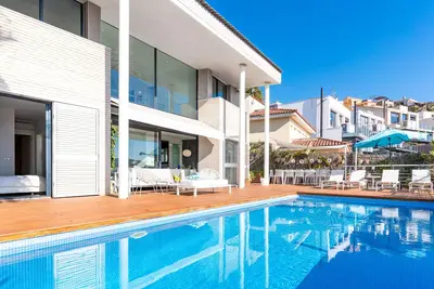 Image de Super Villa Oasis Fab Vue sur la mer et Sitges avec A/C