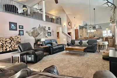 Image de Whispering Pines Retreat, Private Spa/Rec Trailers allowed, Whispering Pines Retreat