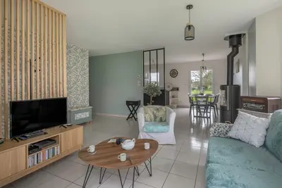 Image de 10mn de la mer, maison de vacances avec jardin 5p