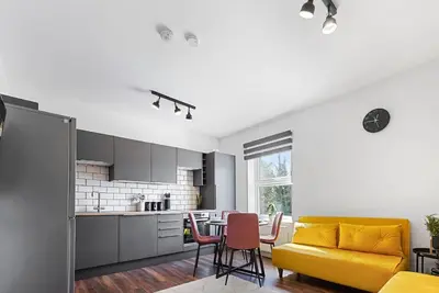 Image de Luxury Home+Sleeps/11+Central+Games+Free Parking