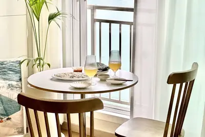 Image de Accommodation with 3-second Ocean View at Gwangalli Beach for a Week/Month